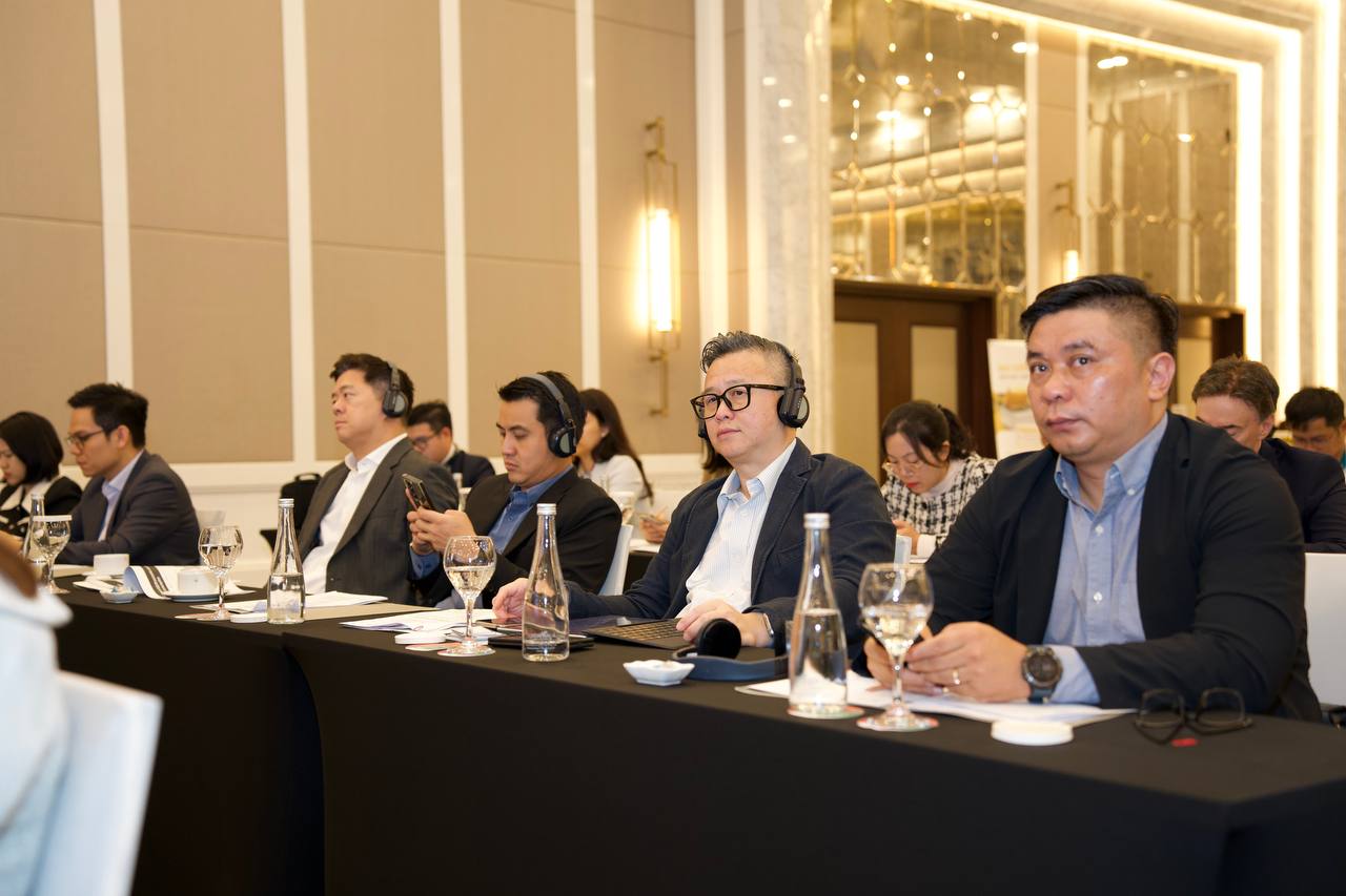 Hanoi Vietnam Delegation Trip 106