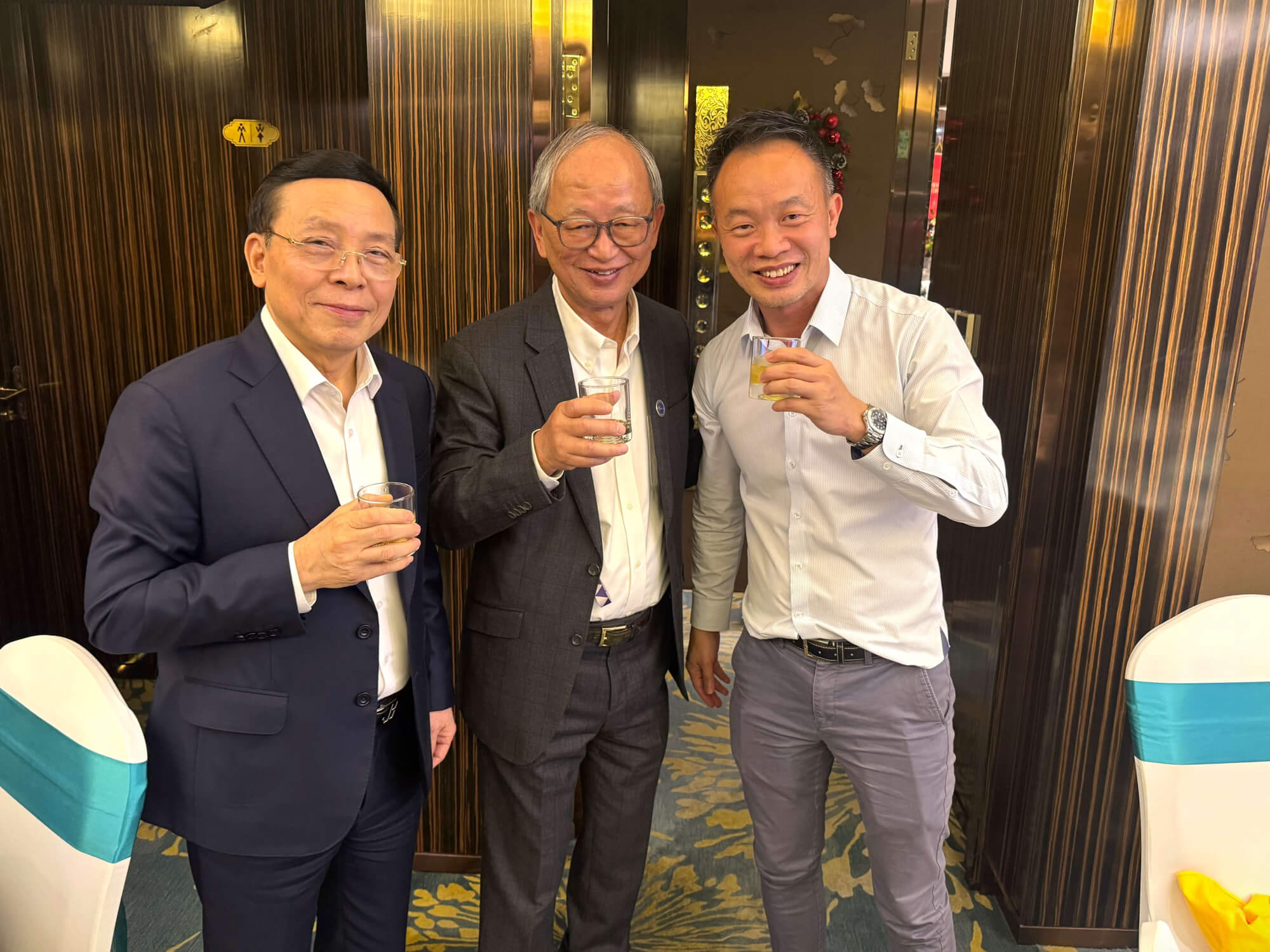 Hanoi Vietnam Delegation Trip 75