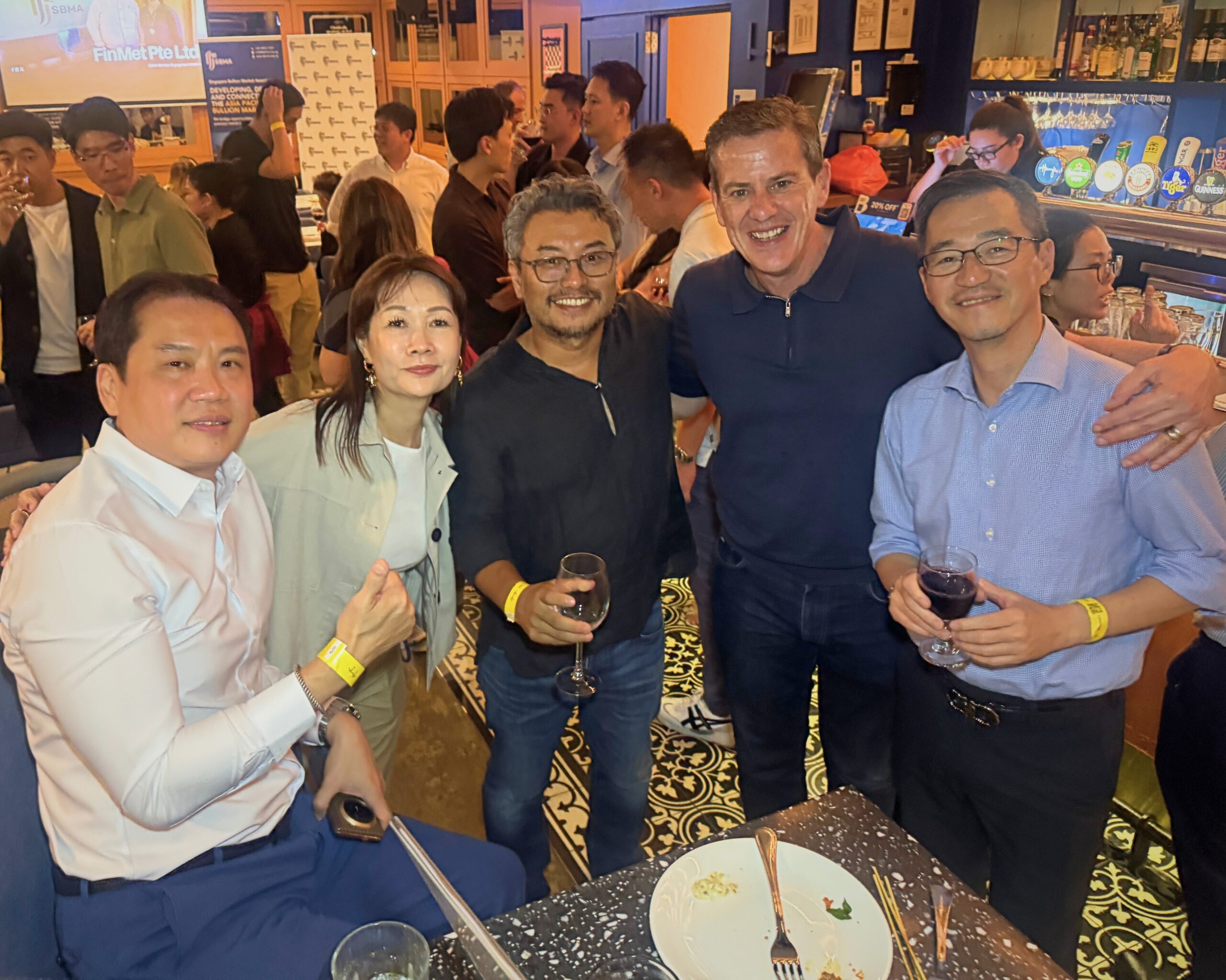 52696b06-ea1f-483b-8d56-1f83ccd8c1be