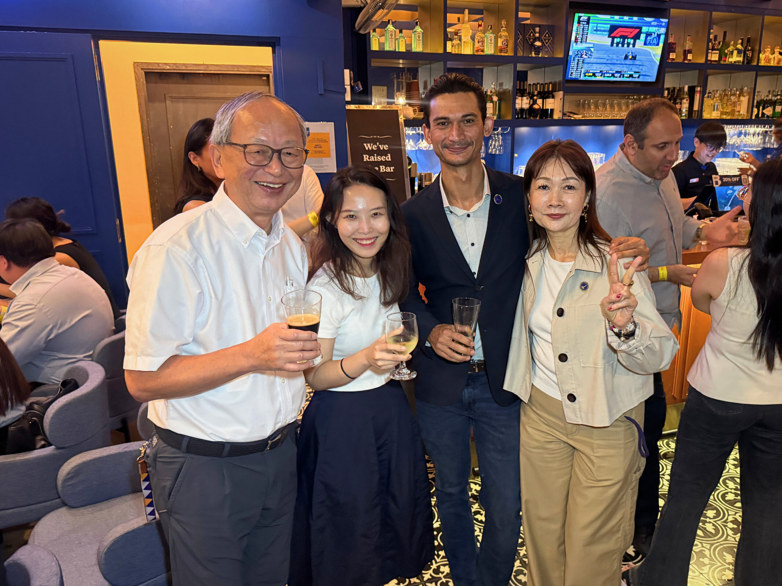 adbb7ef1-8c29-4927-8f31-22952e8cd847